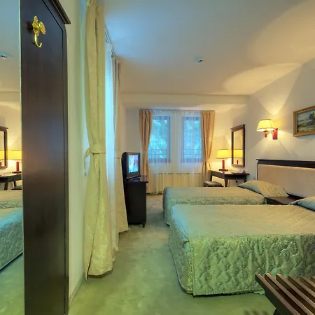 Mpm Family Merryan Хотел