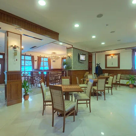 Mpm Family Merryan Hotel 3*
