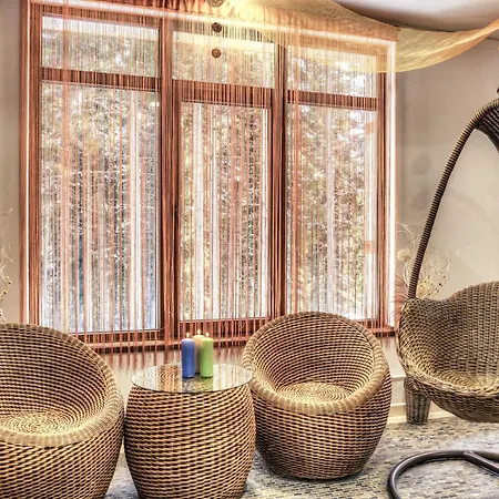 Mpm Family Merryan Hotell 3*