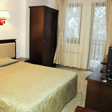 Mpm Family Merryan Hotell 3*
