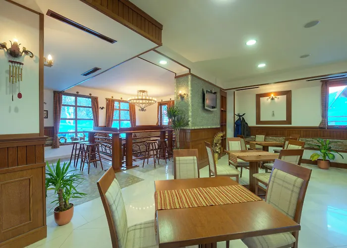 Hotel Mpm Family Merryan Pamporowo