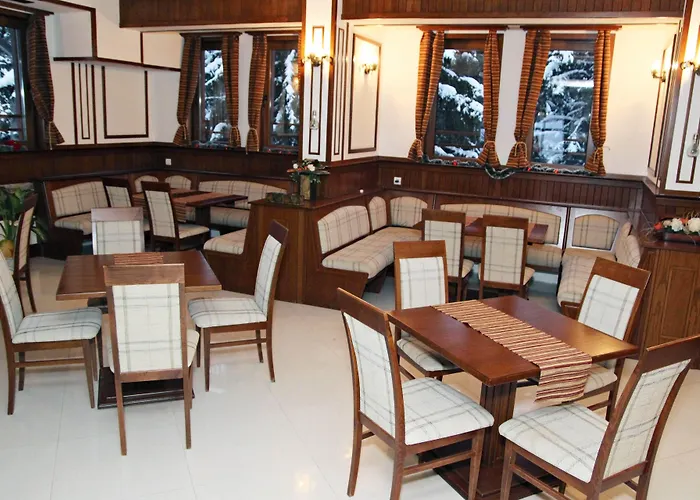 Mpm Family Merryan Pamporowo